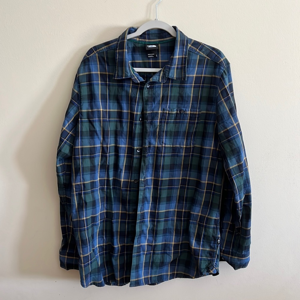 Men’s XL the North Face Button Down